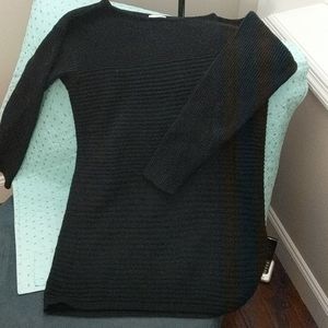 Jjill Long tunic black crew neck sweater